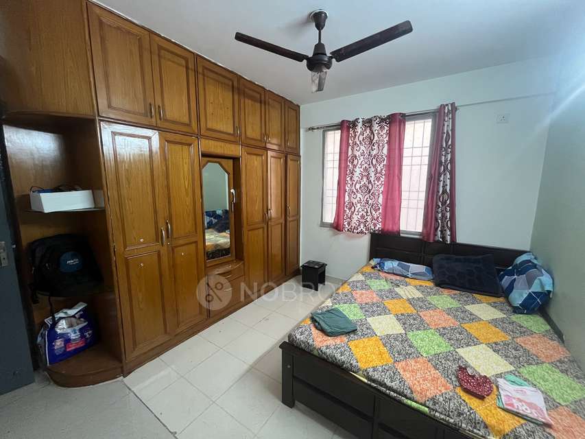 2 BHK Flat In Niranjan Central Apartments For Sale  In Btm Layout Stage 1, Bangalore