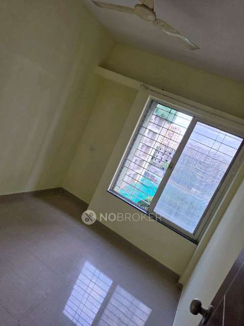 Single Room for Male In 2 BHK  In Green Hive Society, Harpale Vasti, Fursung In Block-b3, Maharashtra Vidhyut Department Quarters, Pune, Maharashtra 412308, India