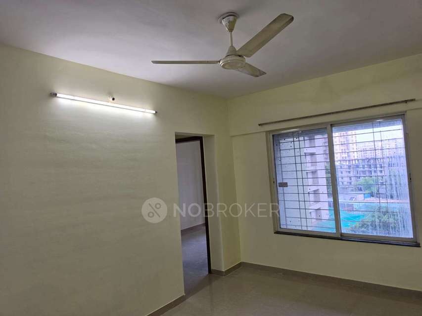 Single Room for Male In 2 BHK  In Green Hive Society, Harpale Vasti, Fursung In Block-b3, Maharashtra Vidhyut Department Quarters, Pune, Maharashtra 412308, India