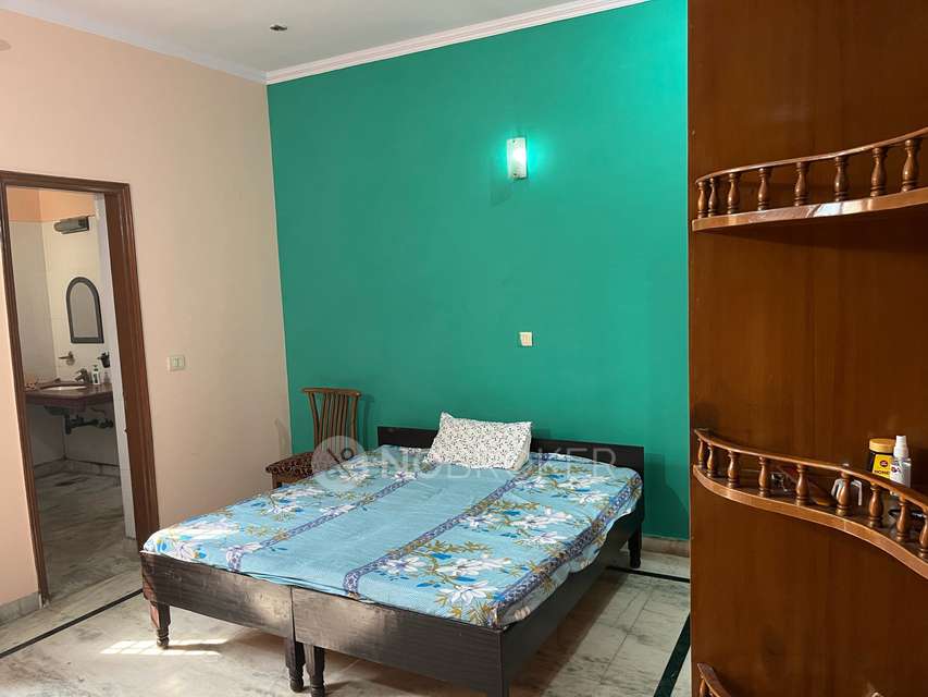 PG for Girls in Sector 47