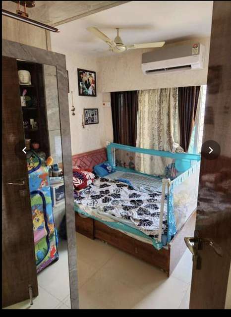 2 BHK Flat In Neelkamal Heights Borivalli, Borivali West For Sale  In Borivali West