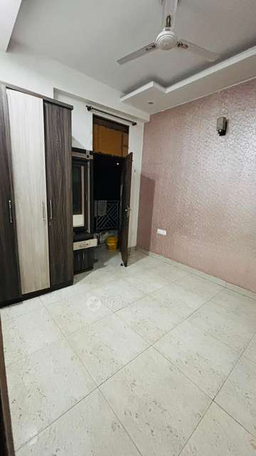 3 BHK Flat In Gyan Khand Ii, Indirapuram for Rent  In Indirapuram