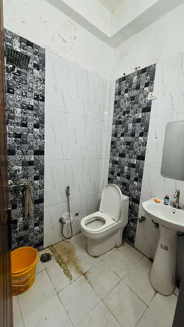 3 BHK Flat In Gyan Khand Ii, Indirapuram for Rent  In Indirapuram