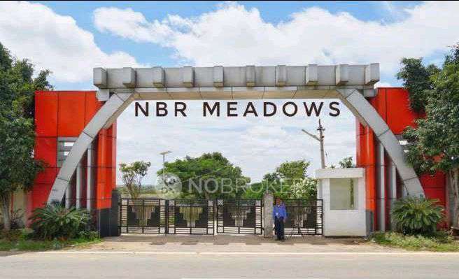 Plot For Sale  In Nbr Meadows In Alasanatham Rd