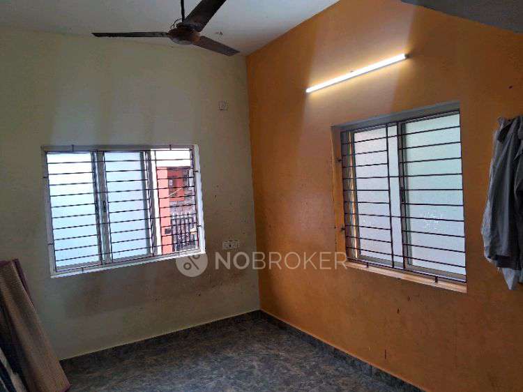 2 BHK House for Rent  In Dr Puratchithalaivar M G R Vilayattu Thidal, 188, 3rd St, Anna Nagar, Thazhambur, Tamil Nadu 600130, India