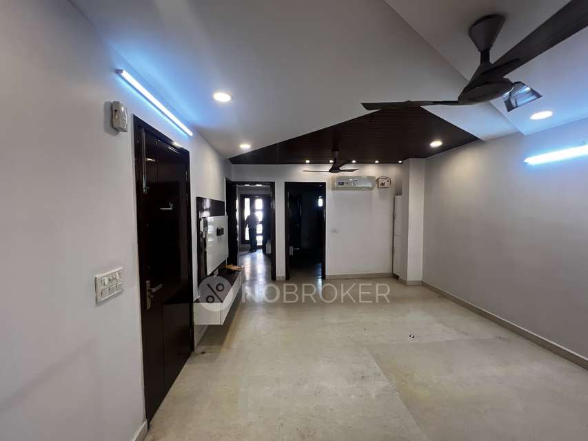 3 BHK Flat In Bj,bg East Shalimar Bagh for Rent  In Shalimar Bagh