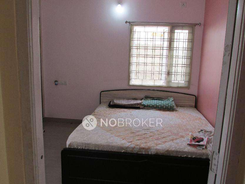 2 BHK Flat In Standalone For Sale  In  Old Malakpet