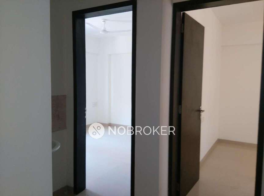 2 BHK Flat In Royal Castle For Sale  In Pimpri Chinchwad