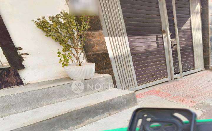 1 BHK House for Rent  In Sector 37c