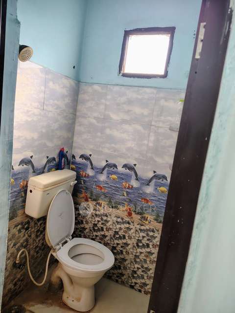 1 BHK Flat In Radha Rani Apartment Sector 49 For Sale  In Metro Parking