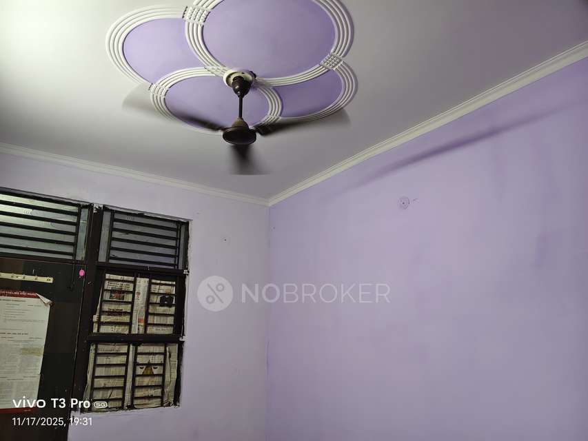 1 BHK Flat For Sale  In Wazirabad