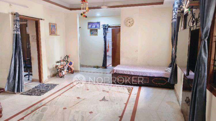 3 BHK Flat In Sundar  Sadan For Sale  In 21-7-677, Ghansi Bazaar Rd, Opp. Mb Towers, Near High Court, Gandhi Bazar, Ghansi Bazaar, Hyderabad, Telangana 500002, India