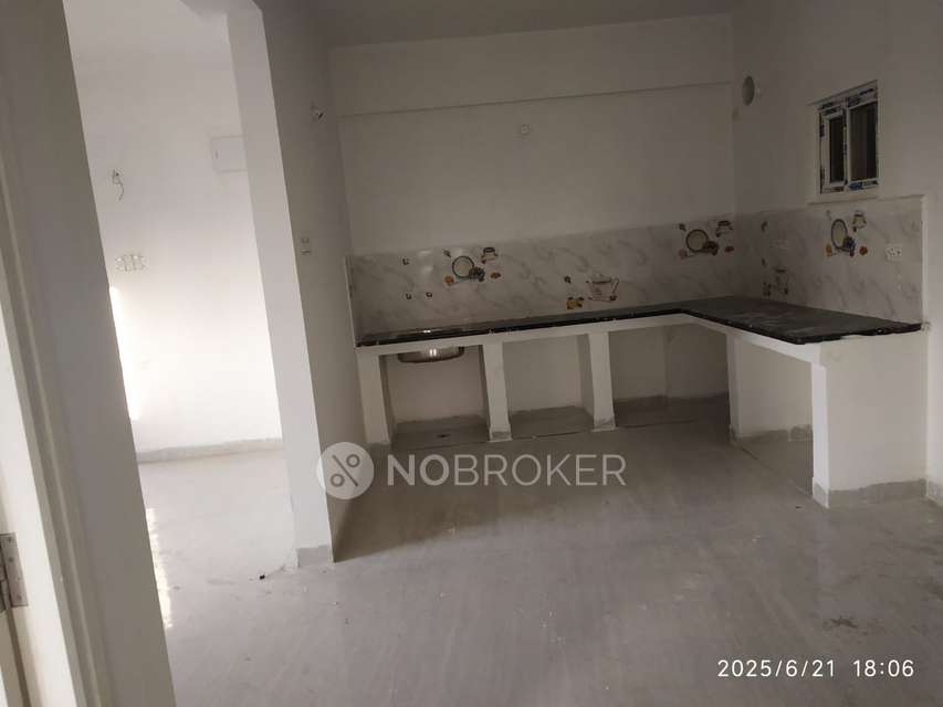 2 BHK Flat In Sree Laxmi Gardenia, Patancheruvu For Sale  In Patancheruvu