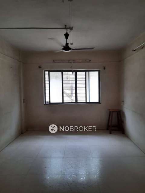 Single Room for Female In 3 BHK  In Snehalatha Hsg Society, Laxmi Nagar In Parvati Darshan