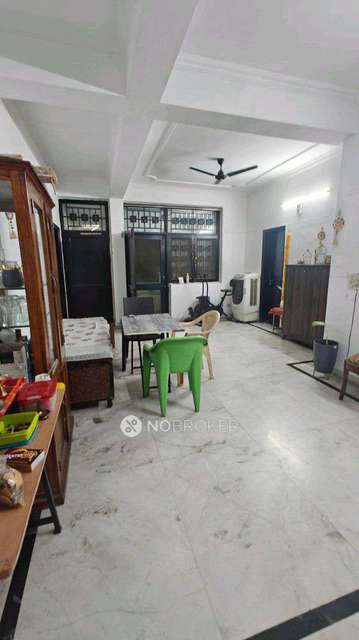 PG for Girls in Sector 92 