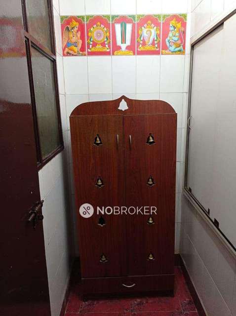 2 BHK Flat In Madhuram Apartments For Sale  In Kodambakkam