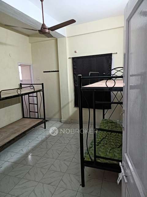 PG for Boys in Mandavelipakkam