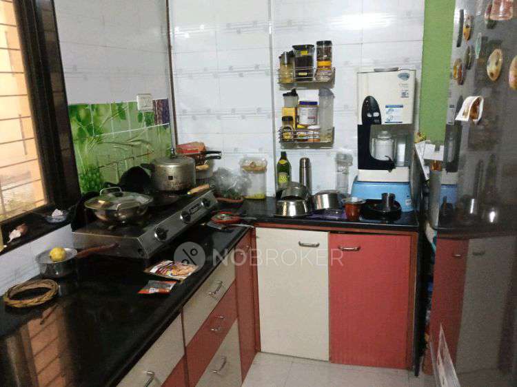 2 BHK Flat In Vaibhav Laxmi Chs Limited For Sale  In Thane West