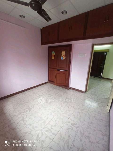 2 BHK Flat In Sreenivasa Apartment For Sale  In Pallavaram