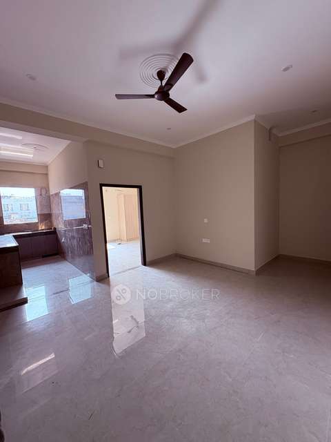 1 BHK Flat In Standalone Building  for Rent  In  Sector 40