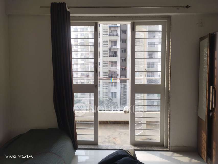 1 BHK Flat In Emerald Park For Sale  In Punawale