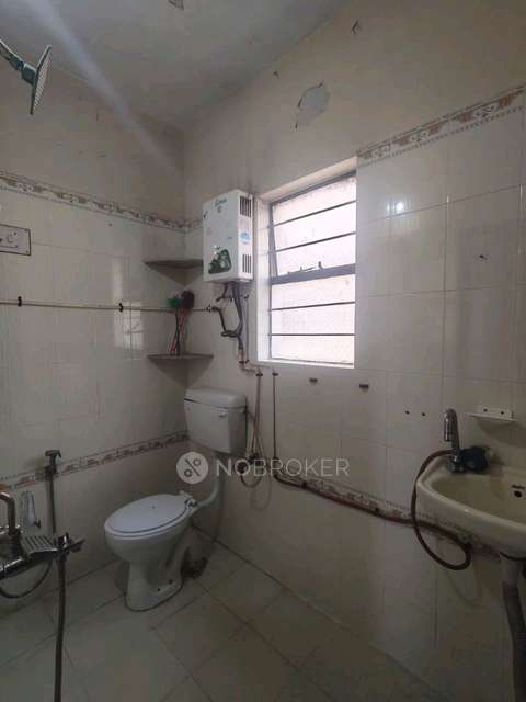 2 BHK Flat In Laxmi Nagar Society for Rent  In Dhanori
