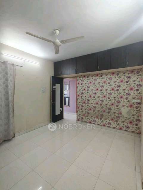 2 BHK Flat In Laxmi Nagar Society for Rent  In Dhanori