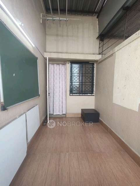 2 BHK Flat In Laxmi Nagar Society for Rent  In Dhanori