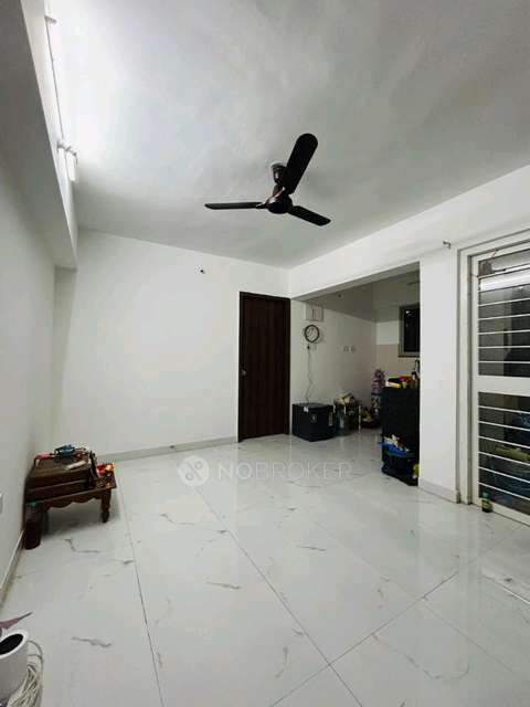 Shared Room for Female In 2 BHK  In Panama Park Porwal Road,lohegaon In Panama Park Co-operative Housing Society Ltd