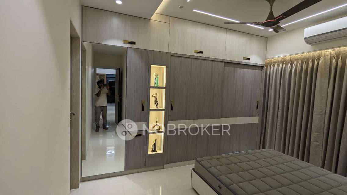 2 BHK Flat In L&t Seawoods For Sale  In Richmond Town