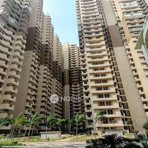 2 BHK Flat In Landcraft Golflinks, Pandav Nagar For Sale  In Pandav Nagar