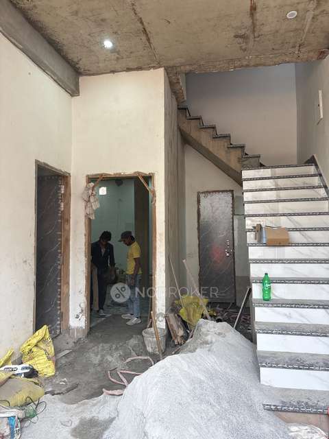 Godown/Warehouse in Bahlolpur, Noida for Rent 