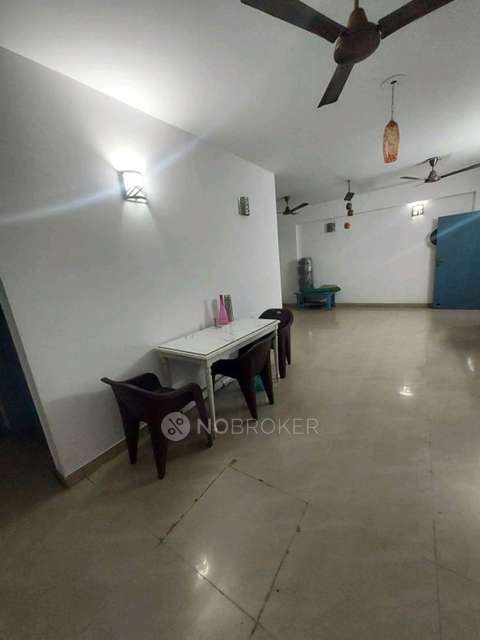 Single Room for Male In 4 BHK  In Urja Towers In Sector 47, Gurgaon