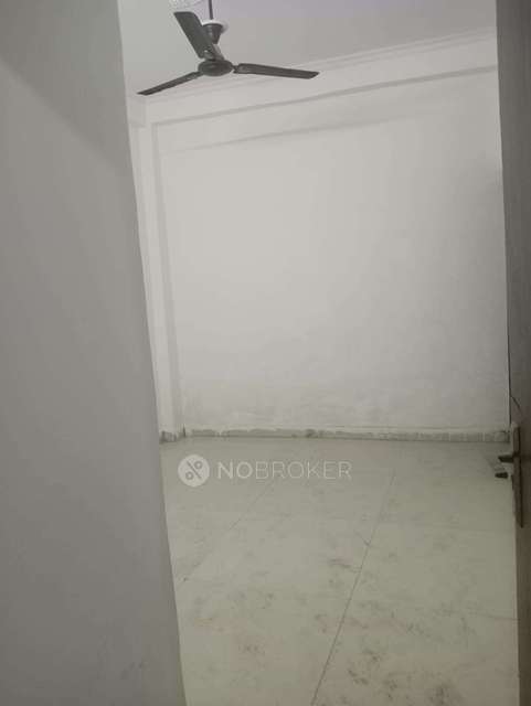 2 BHK Flat In Apartment for Rent  In Pnb Bank & Atm