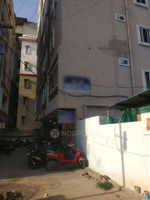 PG for Girls in Kondapur