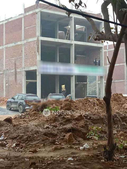 Showroom in Sector 45, Gurgaon for Rent 