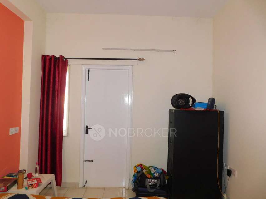 2 BHK Flat In Aishwarya Lake View Residency, Kaggadasapura For Sale  In Aishwarya Lake View Residency