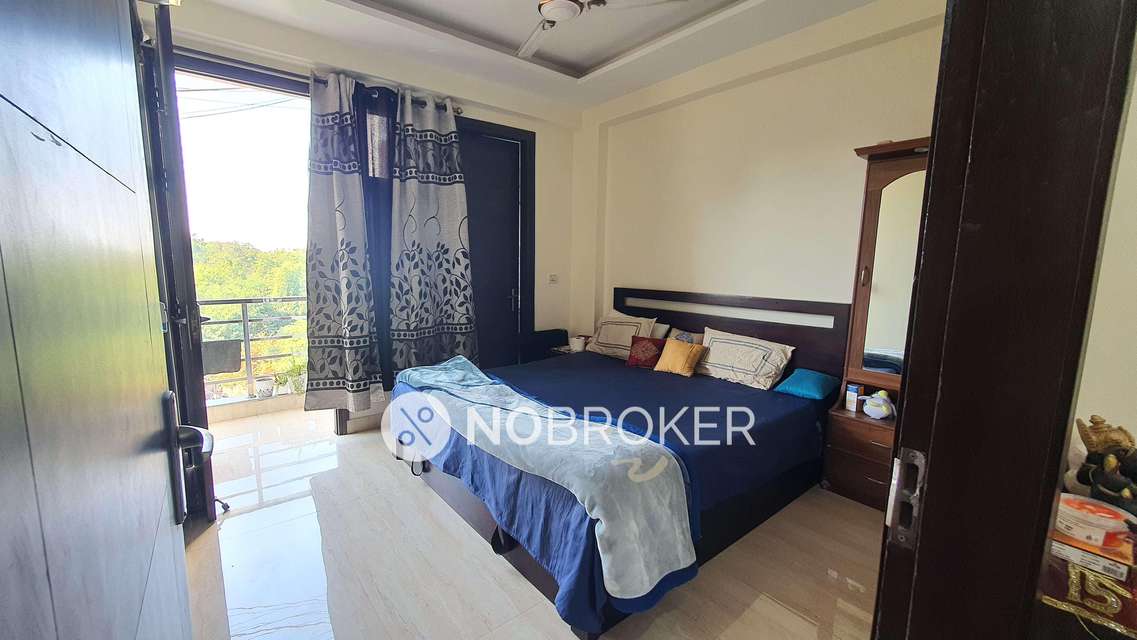 2 BHK Flat In Freedom Fighters Enclave, Sainik Farm For Sale  In A39, Shokeen Rd, Block A, Paryavaran Complex, Sainik Farm, New Delhi, Delhi 110068, India