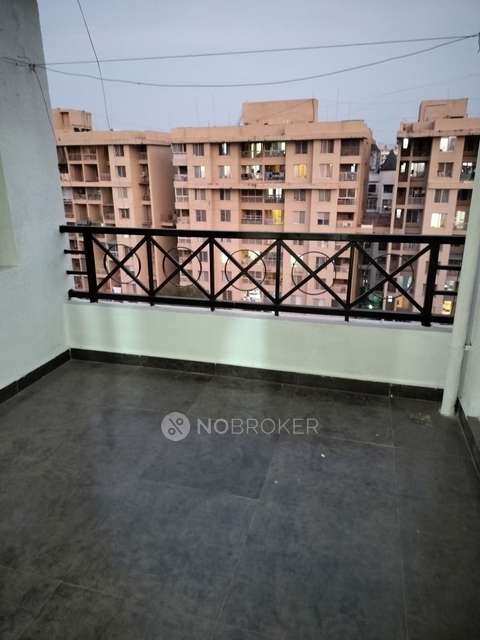 2 BHK Flat In Raheja Vistas Phase 3 For Sale  In Mohammed Wadi