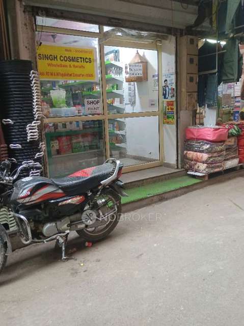 Shop in Tughlakabad Extension, Delhi for Rent 