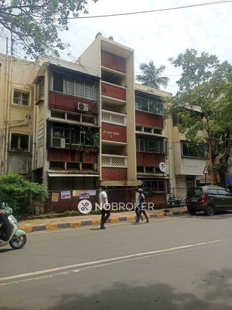 1 BHK Flat In West Express Highway Vile Parle East For Sale  In Vile Parle East
