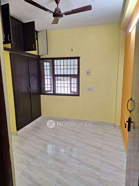 2 BHK Flat In Lake View Apartment for Rent  In Poompozhil Nagar