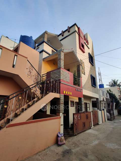 4+ BHK Flat For Sale  In Vidyaranyapura