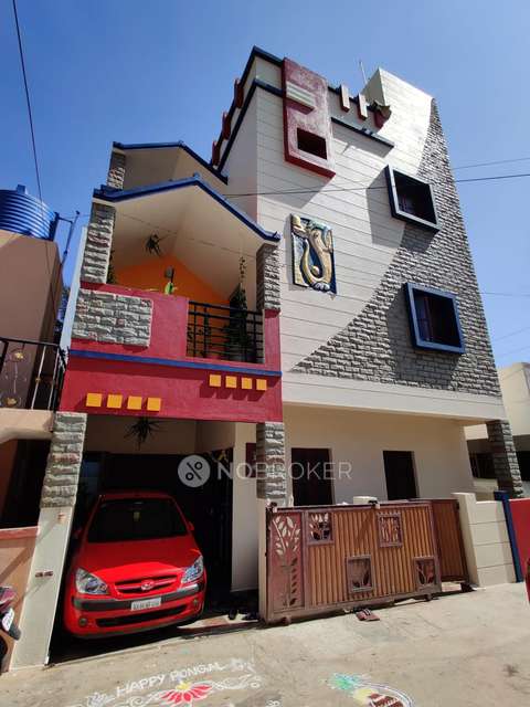 4+ BHK Flat For Sale  In Vidyaranyapura