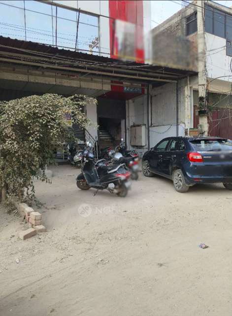 Showroom in Sector 8, Gurgaon for Rent 
