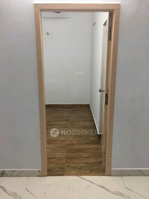 2 BHK Flat In Priya  For Sale  In Pallikaranai