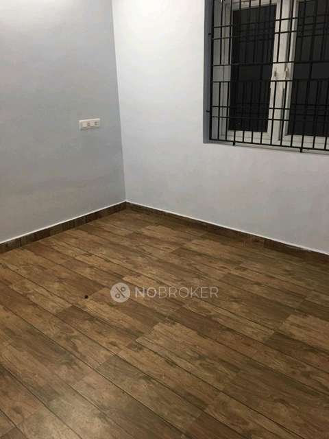 2 BHK Flat In Priya  For Sale  In Pallikaranai