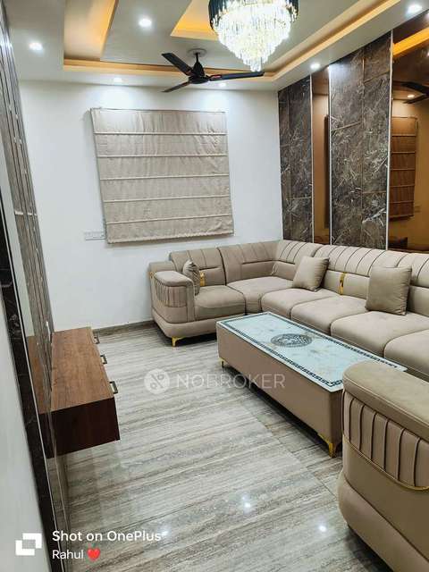 4 BHK Flat For Sale  In Uttam Nagar