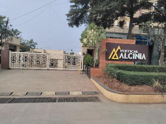 2 BHK Flat In Vertical Alcinia for Rent  In Laxmi Nagar Annexe