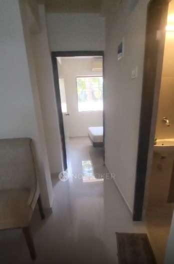 2 BHK Flat For Sale  In Kanakia Rd